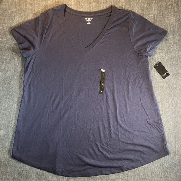 Tops - Torrid Girlfriend Signature Jersey V‑Neck Tee Women’s Size 2 2X 18‑20 Navy blue